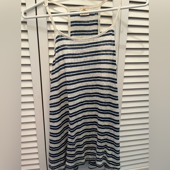 Teal and White Linen Blend Summer Top! - Picture 1 of 3